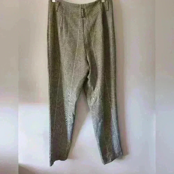 What to wear cropped  checkered pants size 4 - Picture 4 of 5